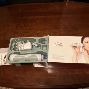 PMD Personal Microderm